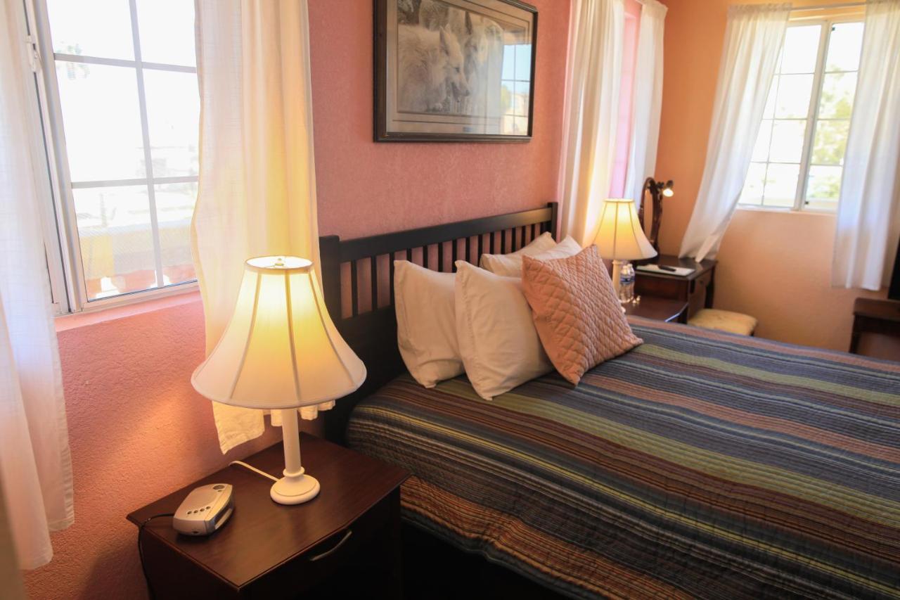 Playa Hermosa Inn At The Beach 엔세나다 외부 사진
