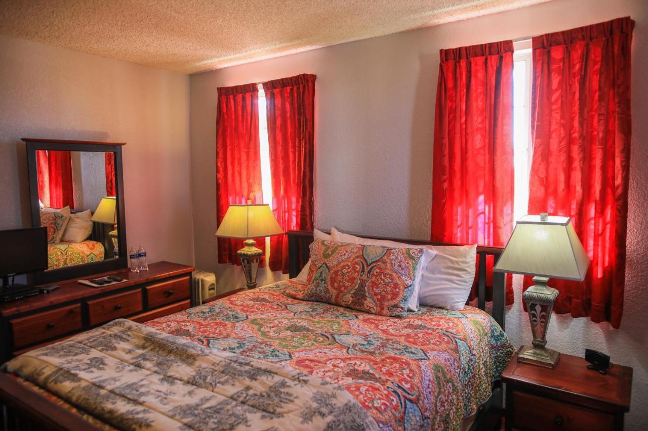 Playa Hermosa Inn At The Beach 엔세나다 외부 사진